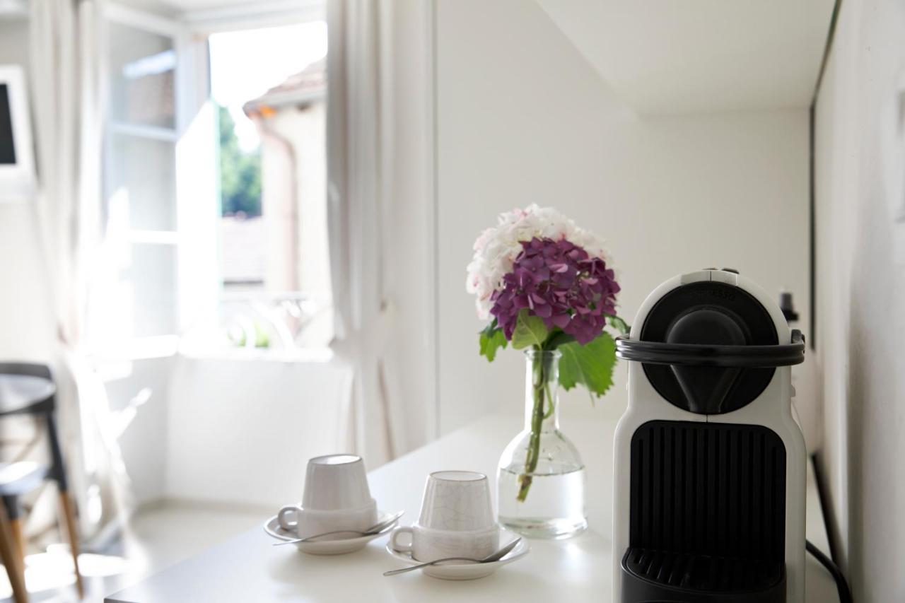 Charming Moment Di Villa Porta - Borgo Antico Луино Екстериор снимка
